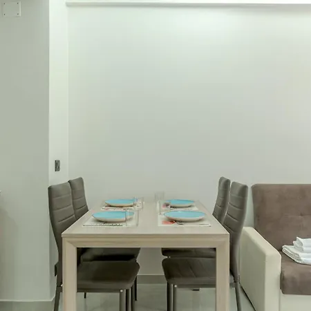 Ligurian Vacation! Functional Flat