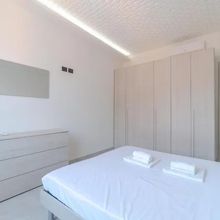 Ligurian Vacation! Functional Flat *